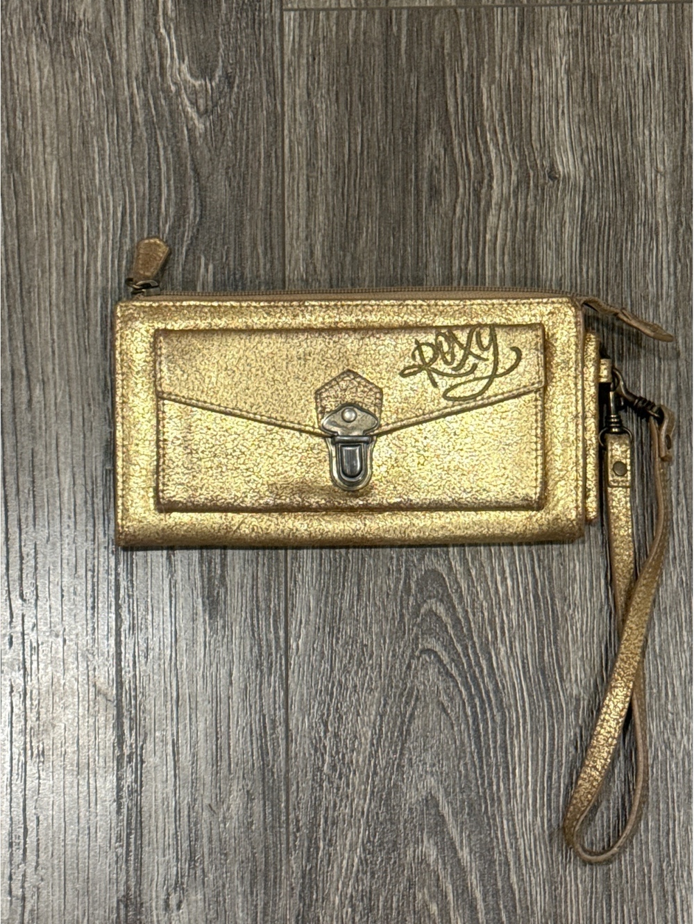 Vintage Y2K Roxy Gold Metallic Wristlet with Pink Interior